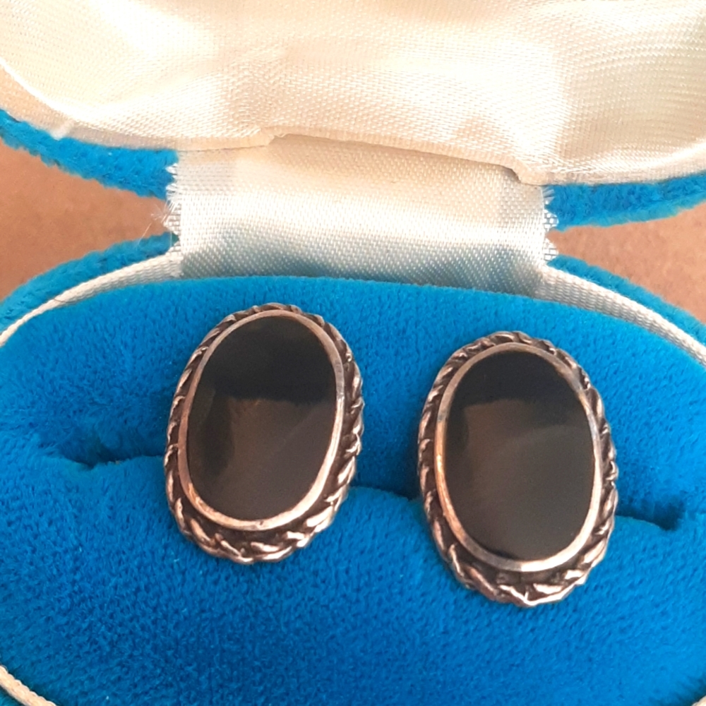 Vintage sterling silver black onyx earrings